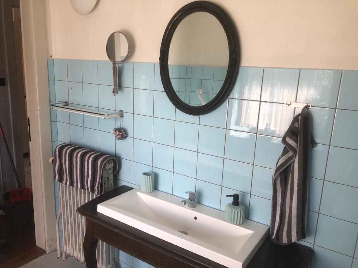 Retro Bolig - Fyldt Med Hygge! Ingen Luksus Apartment Kolind Exterior foto